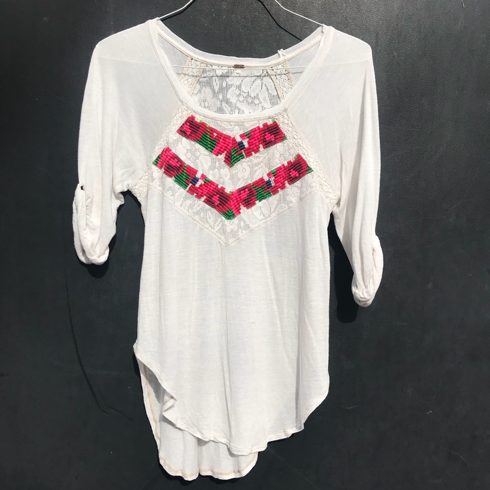 Free People three quarter length shirt. - Picture 1 of 2